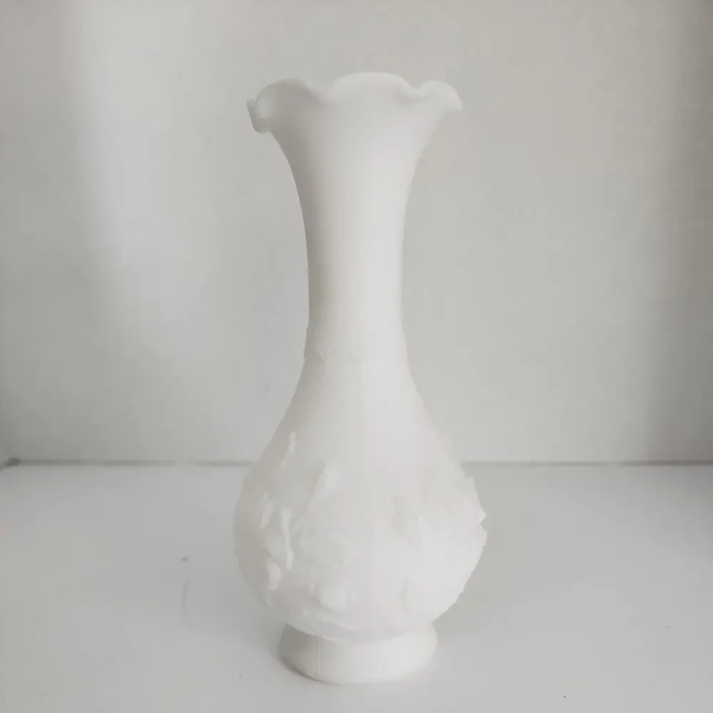 Vtg Imperial Glass White Doeskin Rose 6